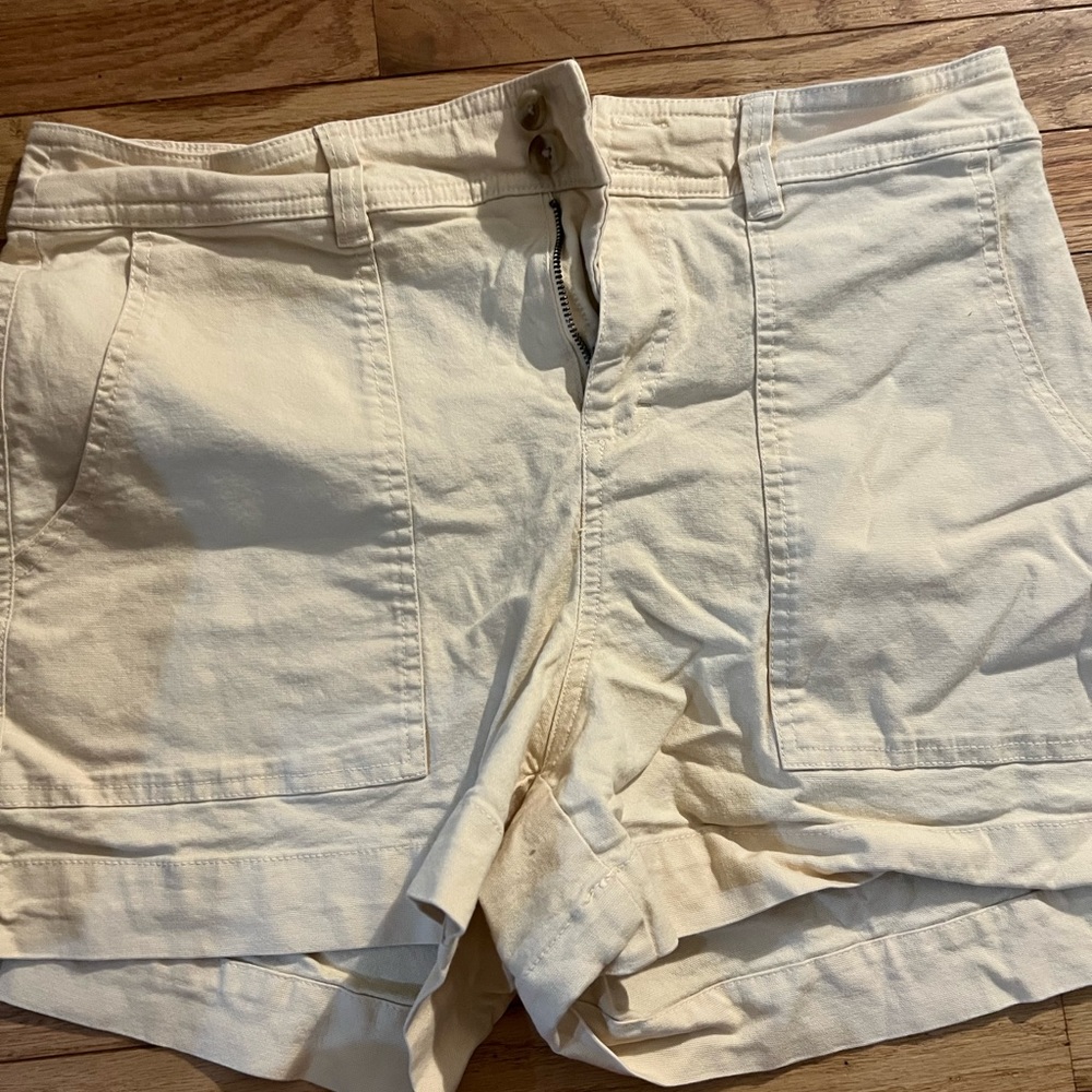 Women’s jean shorts